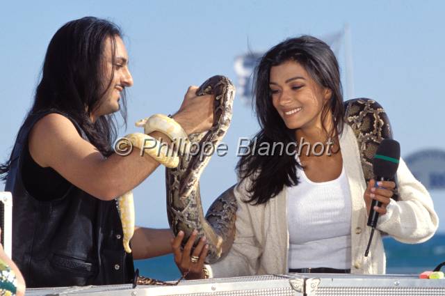 tabatha cash.JPG - Tabatha Cash, née Céline Barbe, invitée sur un plateau télé au festival de Cannes en 1994